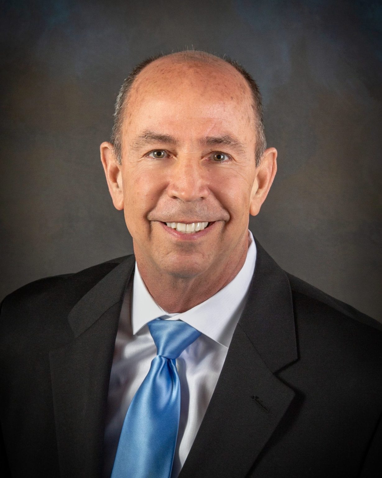 Dentist in Tennessee Dr. Steven Schmitt DMD